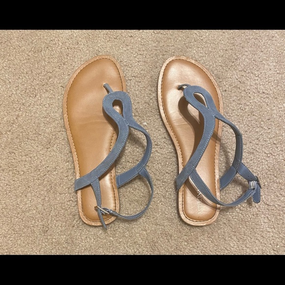 Womens Merona Davinia Blue Thong Sandals - Picture 2 of 7